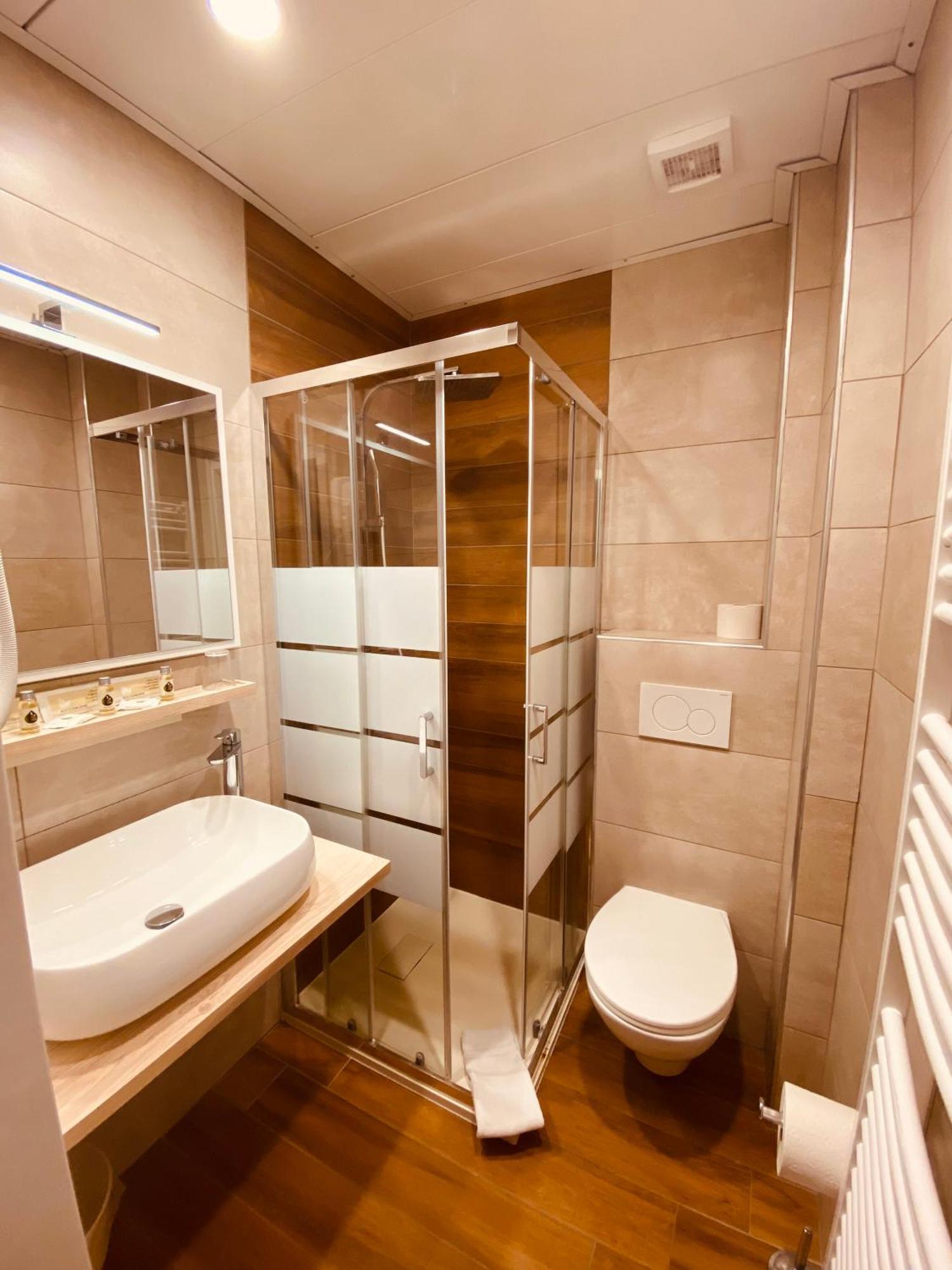 Hotel Garni Montaldi Muralto Dış mekan fotoğraf